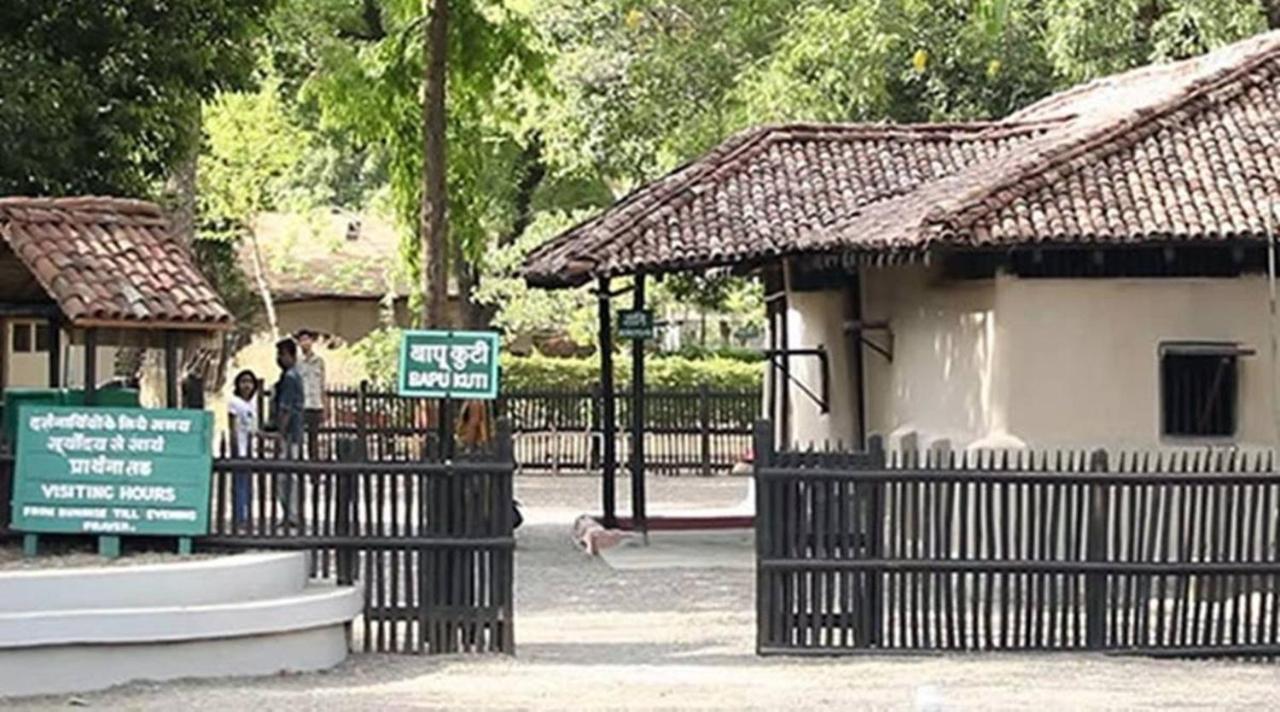 Express Prahlad Nagar By Ihg 4* Ahmedabad