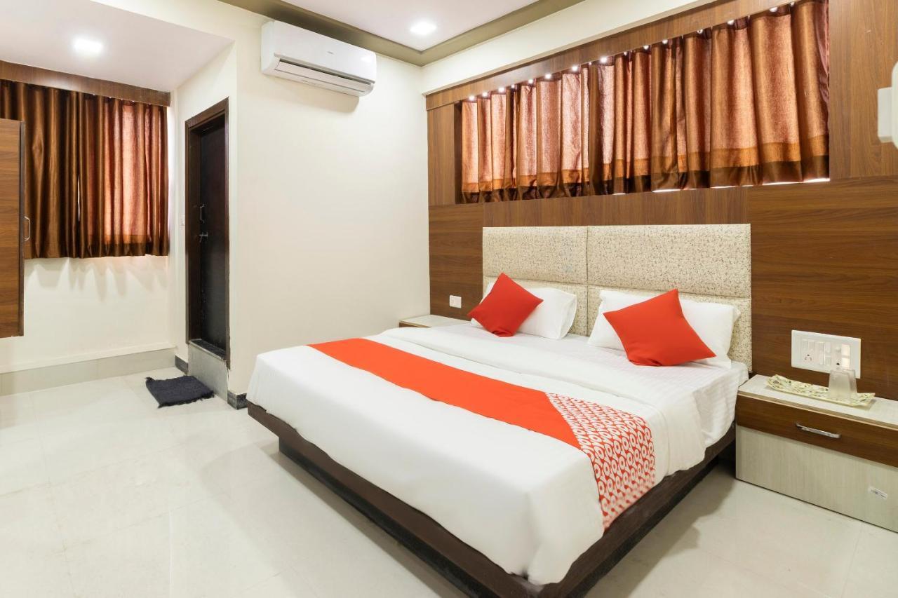 Oyo Flagship 48619 Anushri Ahmedabad