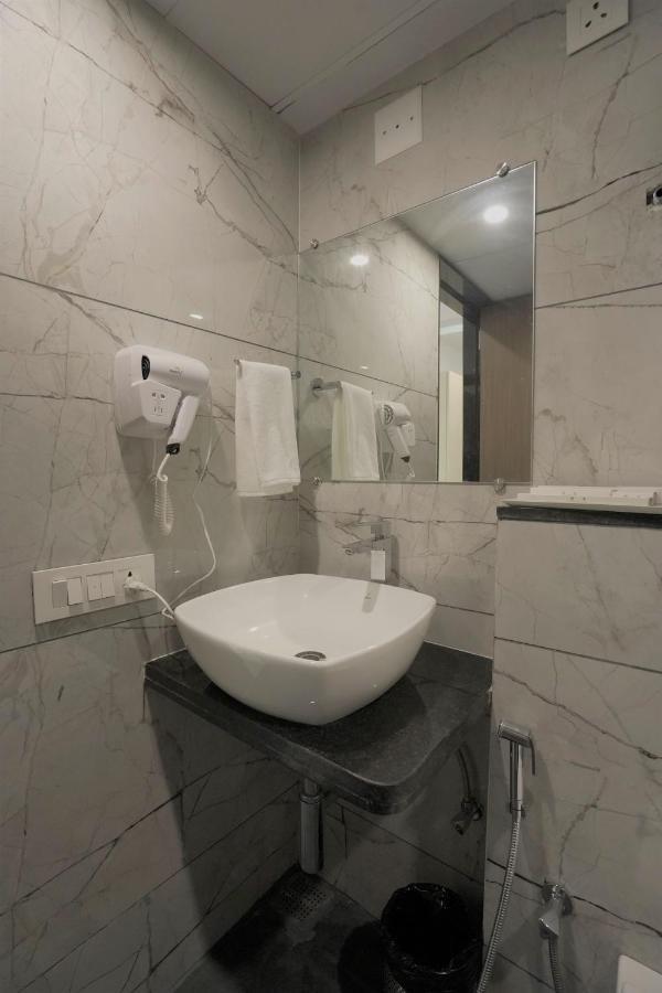 The Mantra One By Blues Hotels Hotel *
