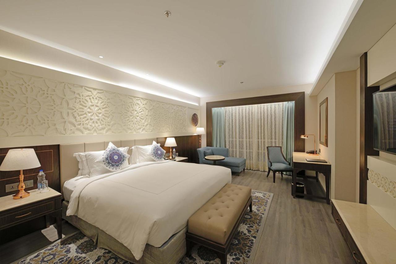 Hotel Taj Skyline 5*