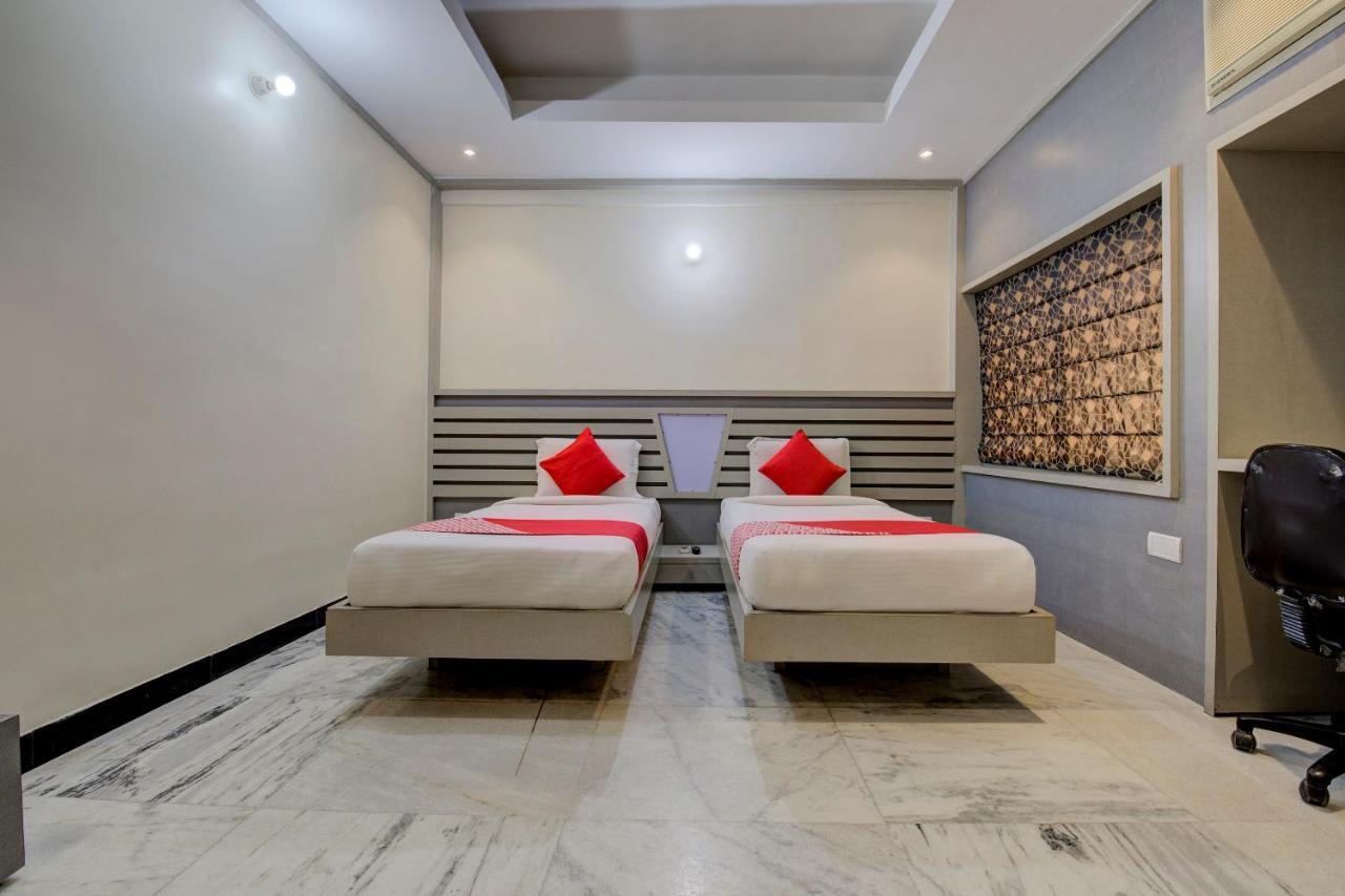 Hotel Oyo 1545 Shivani International Ahmedabad