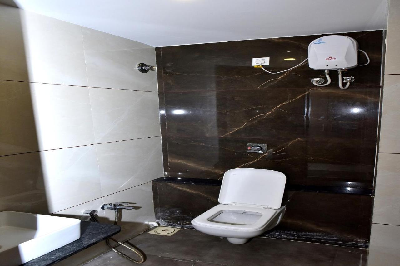 Royal Square By Sky 3*