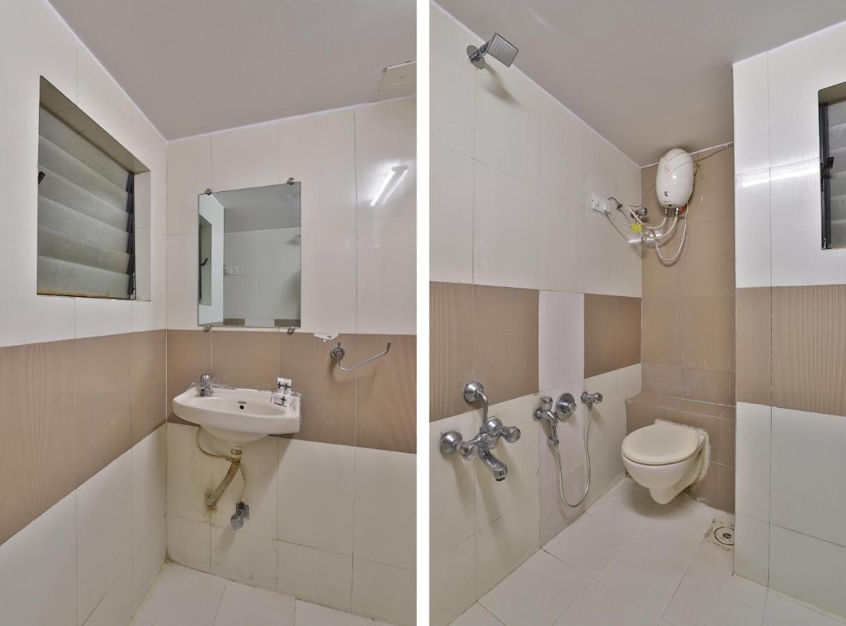 Oyo 949 Malhar Ahmedabad