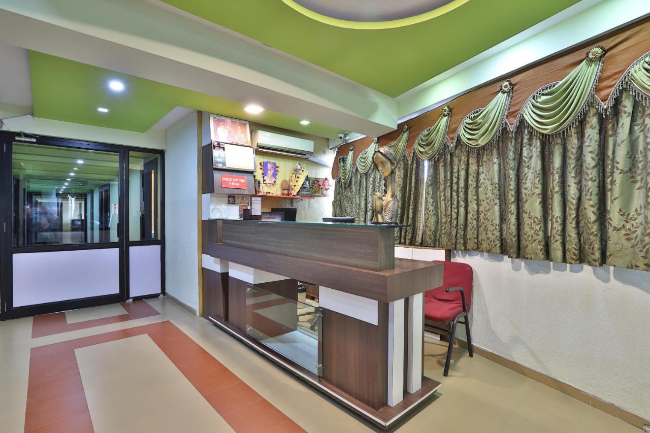 Hotel Oyo 949 Malhar 3*
