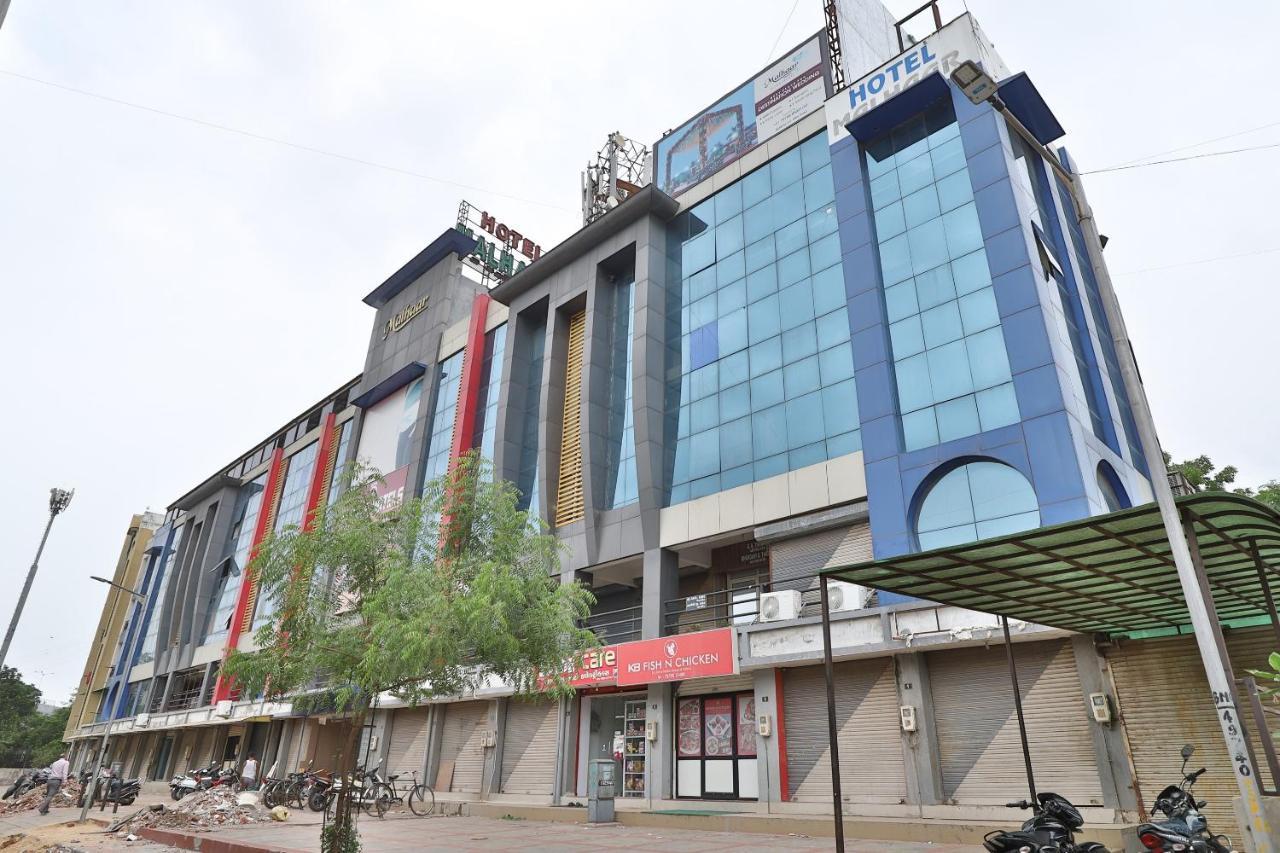 Oyo 949 Malhar 3* Ahmedabad