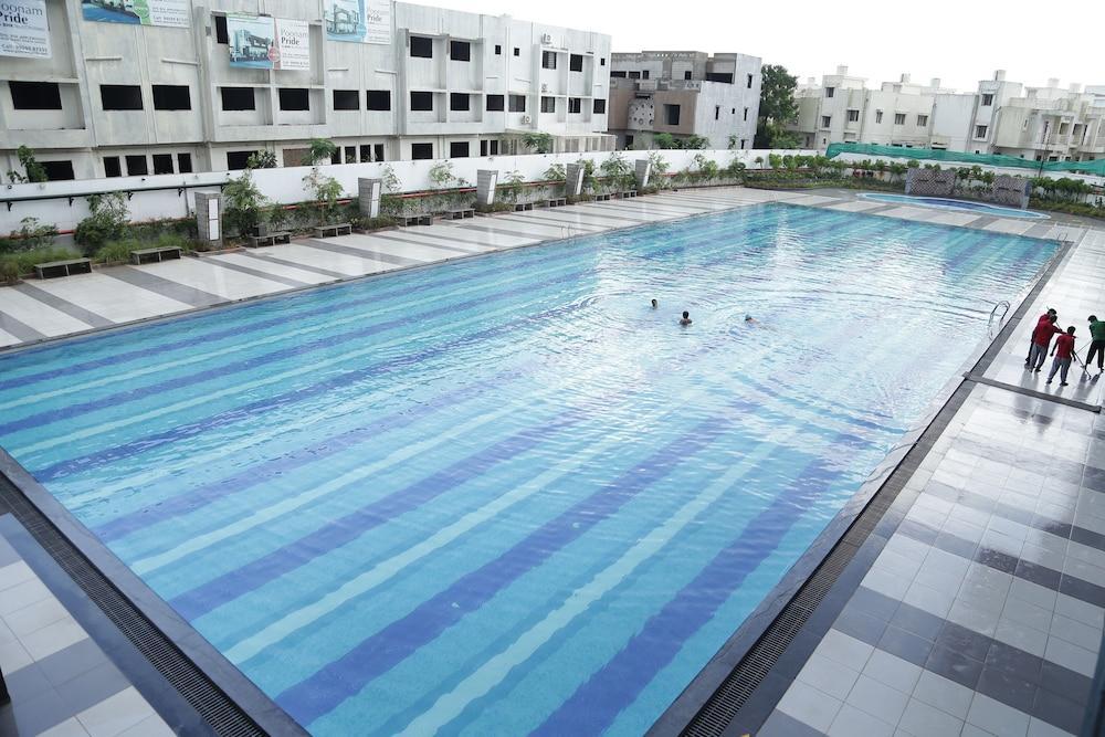 Hotel Wyndham Shela Ahmedabad