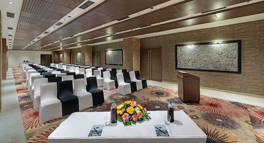 Wyndham Shela 5*