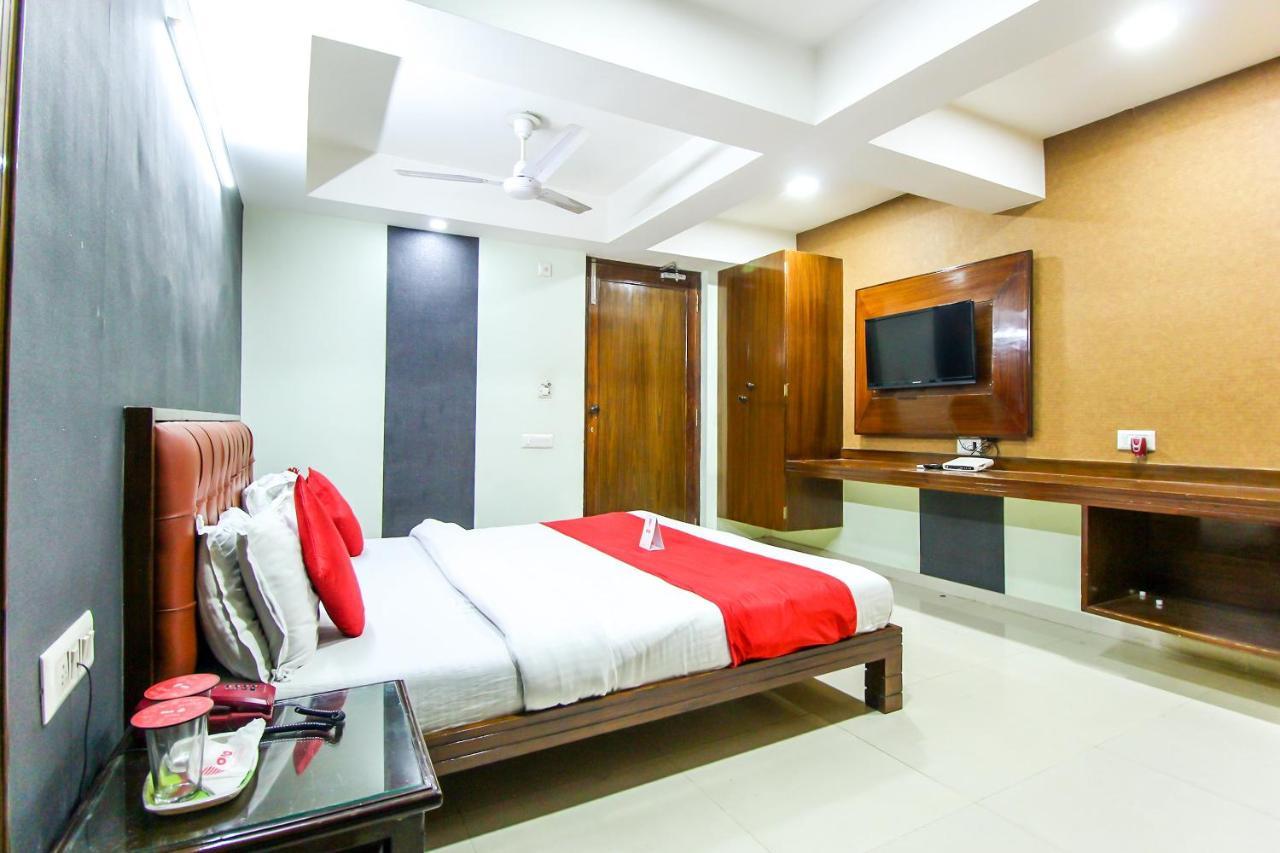Seven Hotel 3*