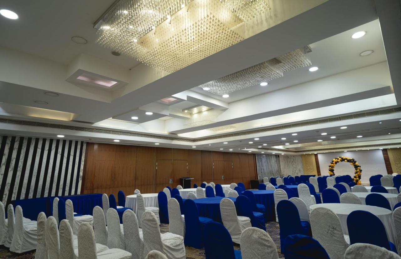 The Fern Residency, Subhash Bridge, Hotel Ahmedabad