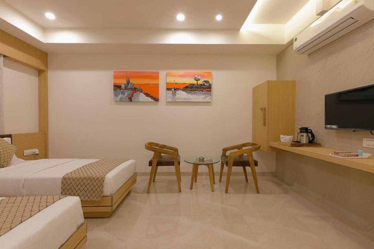 Bhagyoday Hotel
