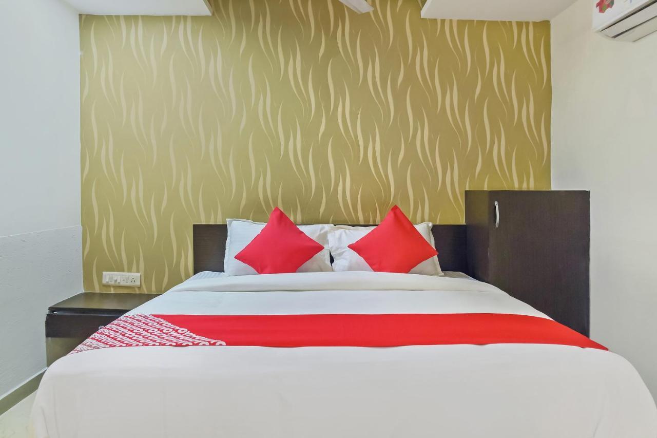 Spot On 27638 Jay Radhe Ahmedabad