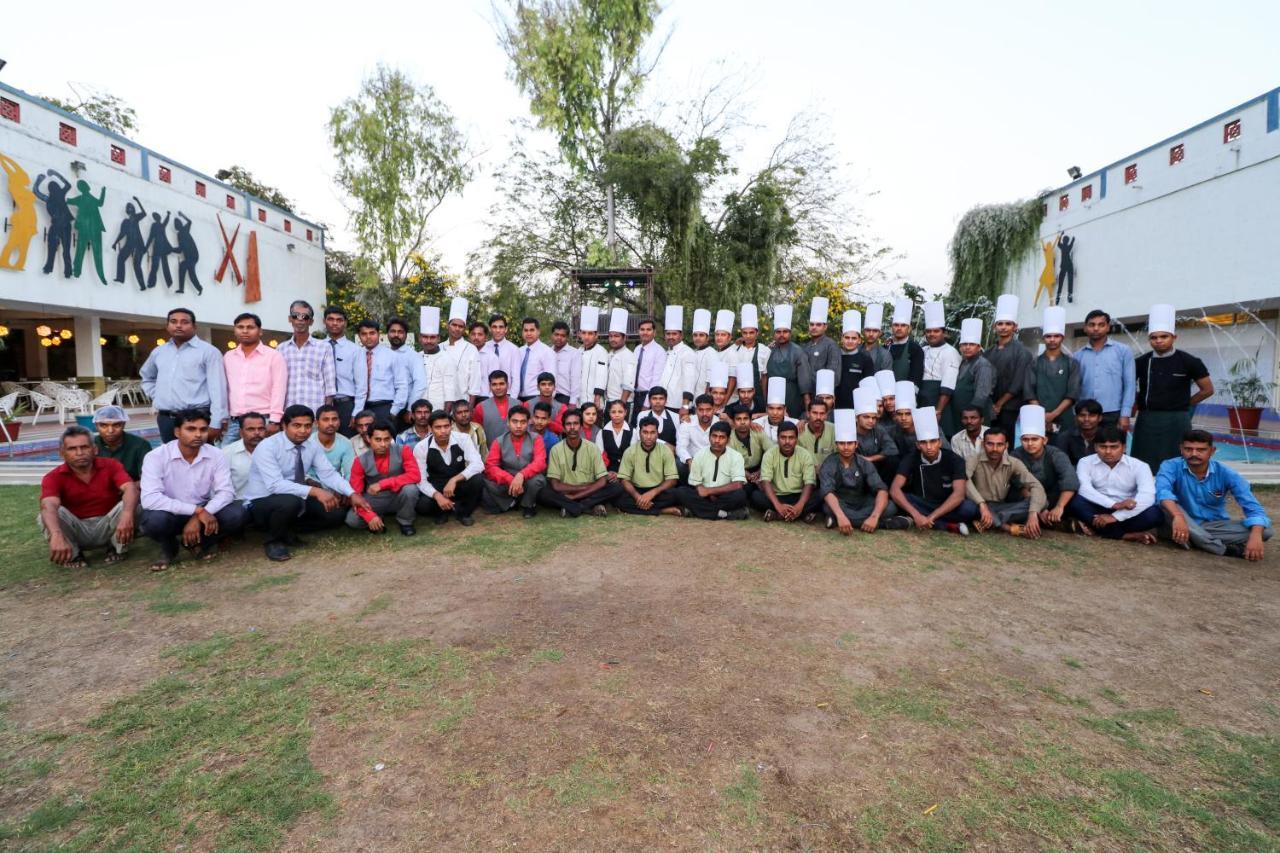 Arristo And Club Ahmedabad
