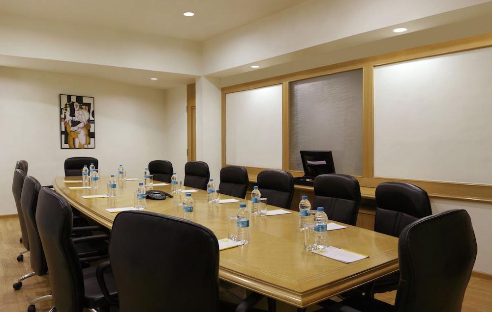 Hotel Lemon Tree Hotel, Ahmedabad