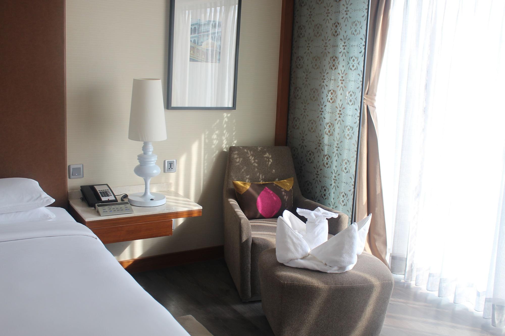 Hyatt Hotel 5*