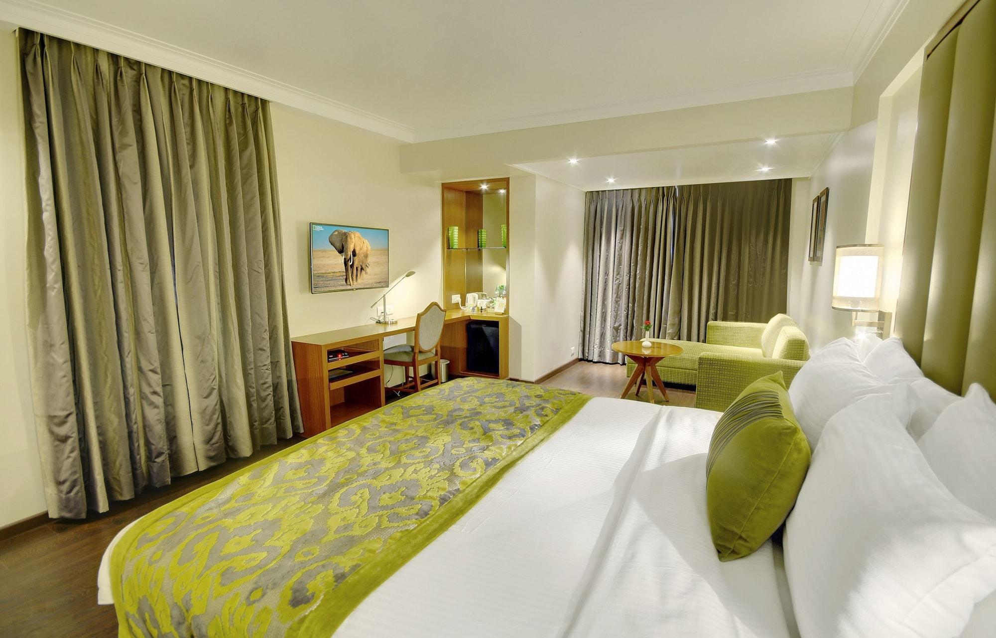Lemon Tree Premier “the Atrium” Hotel 4*