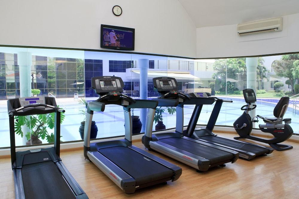 Lemon Tree Hotel, Hotel Ahmedabad