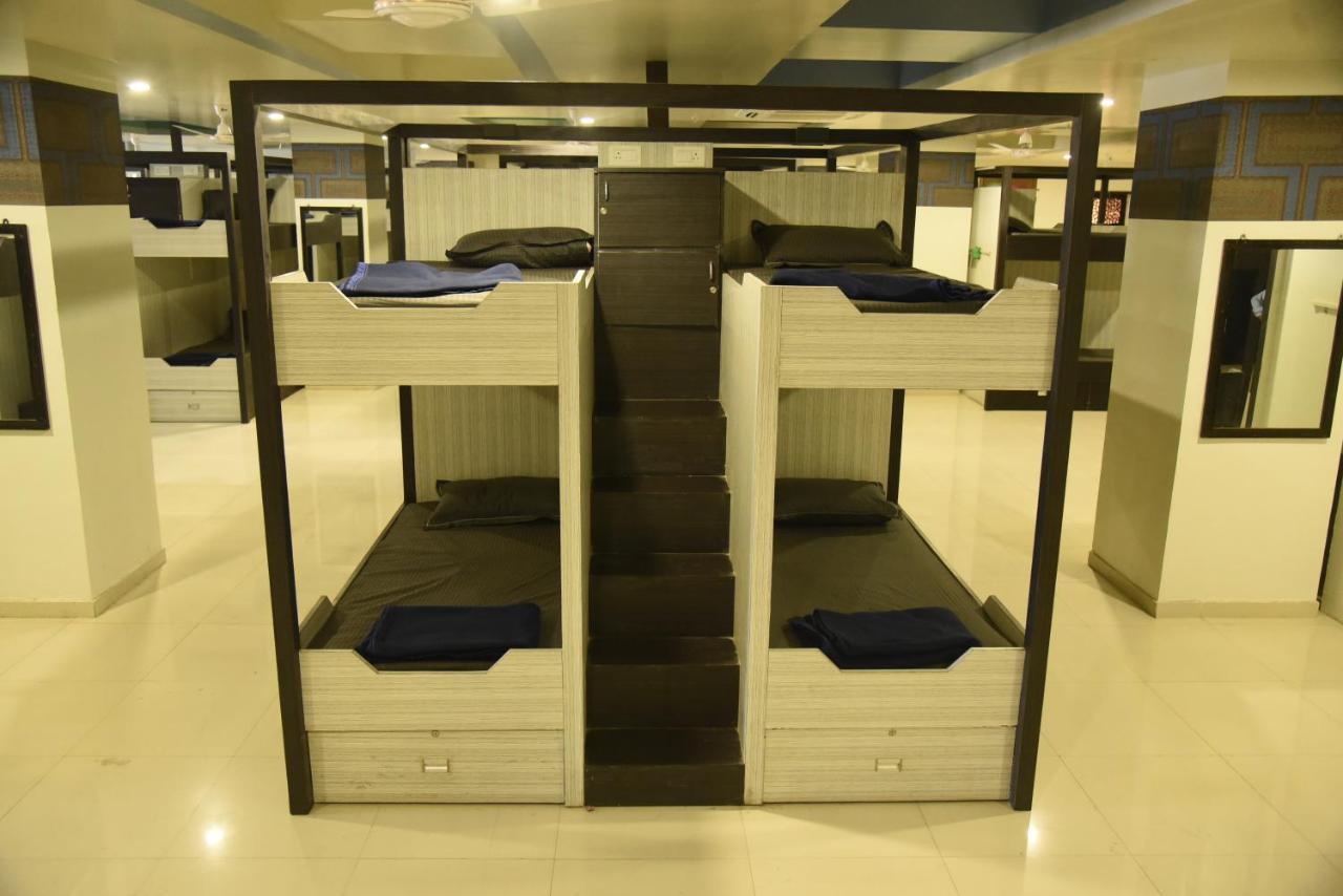 In & Out Dormitory Ahmedabad