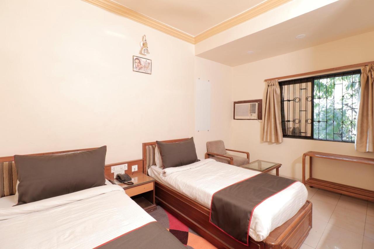 Hotel Collection O 78661 Collection O Ashram Road
