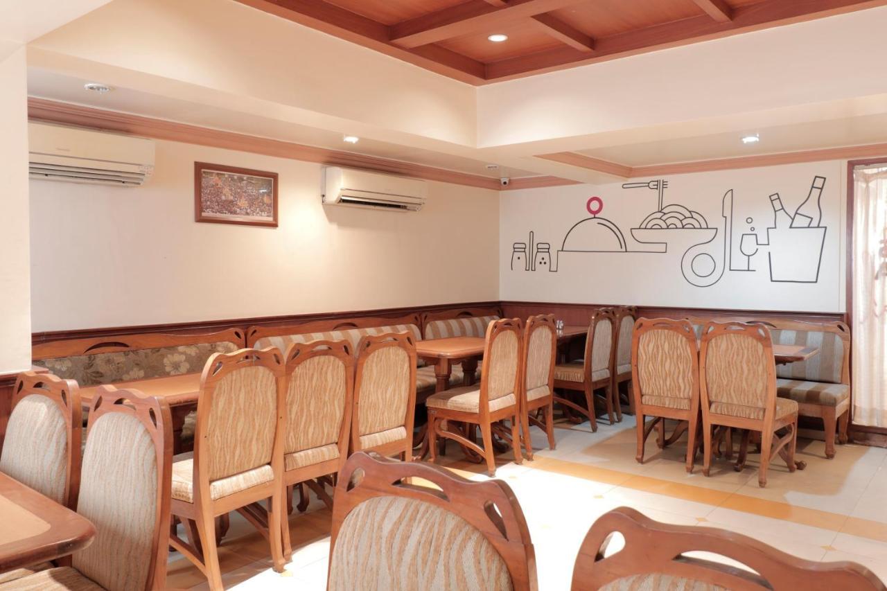 Hotel Collection O 78661 Collection O Ashram Road 3*