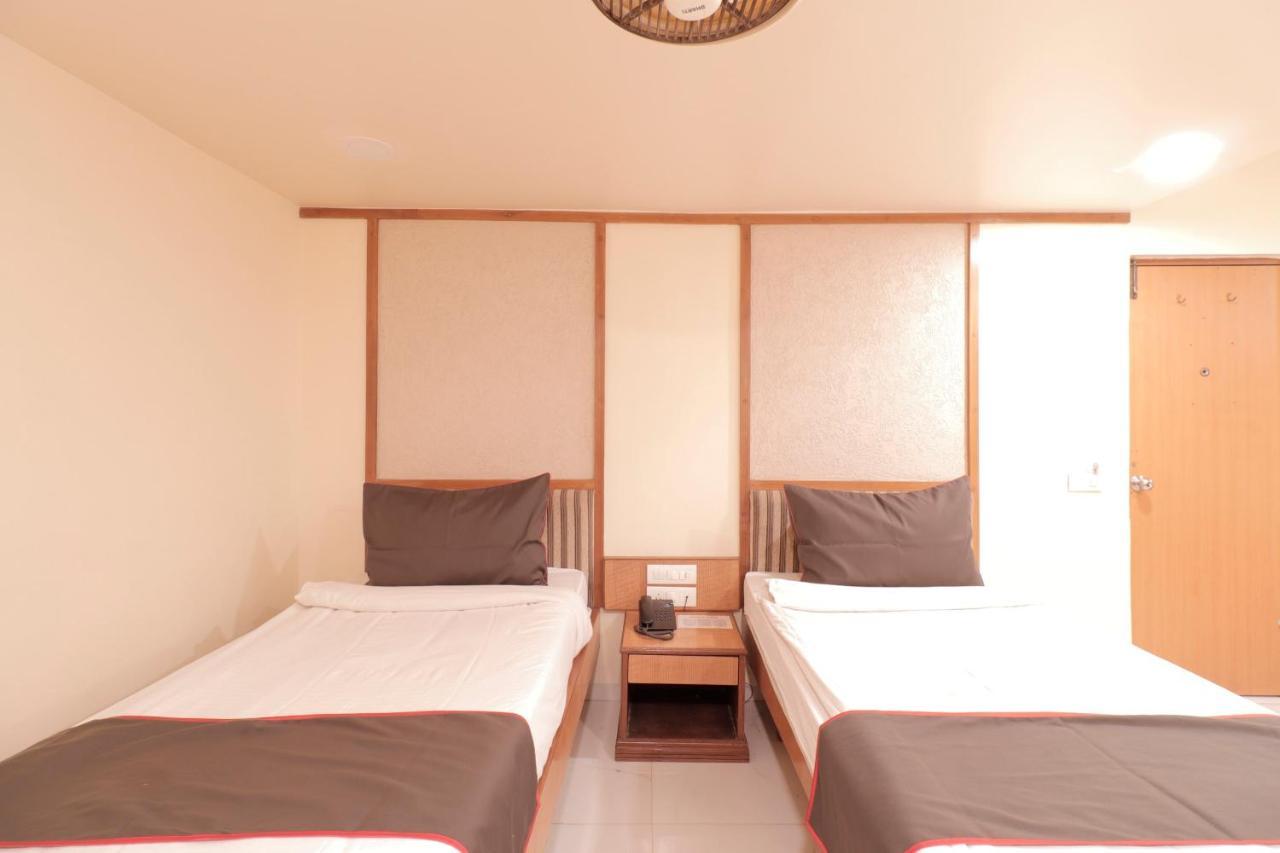 Hotel Collection O 78661 Collection O Ashram Road