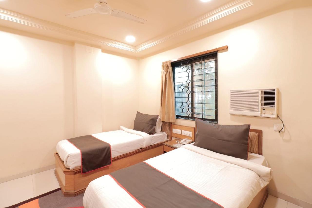 Collection O 78661 Collection O Ashram Road Hotel Ahmedabad