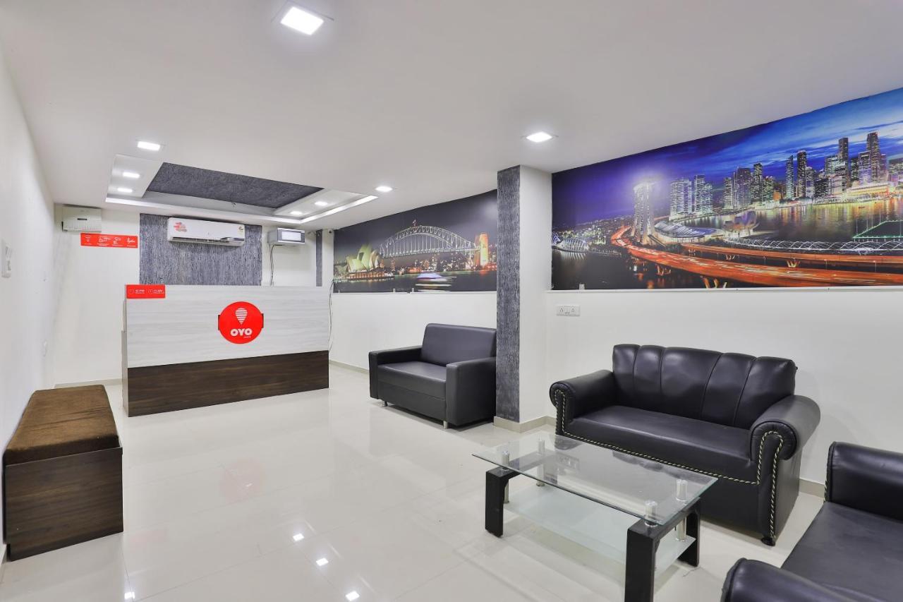 Hotel Oyo 16826 Marvel Ahmedabad