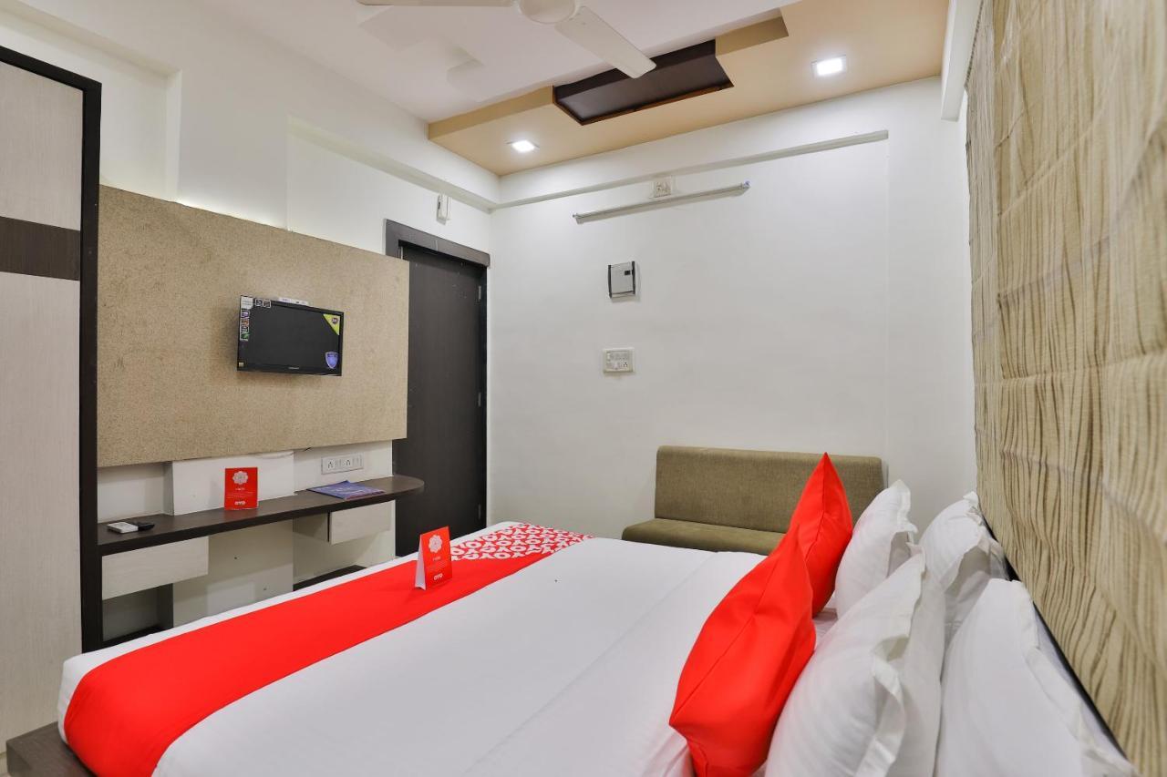 Oyo 16826 Marvel Hotel 3*