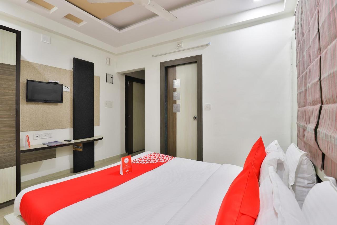 Oyo 16826 Marvel Ahmedabad