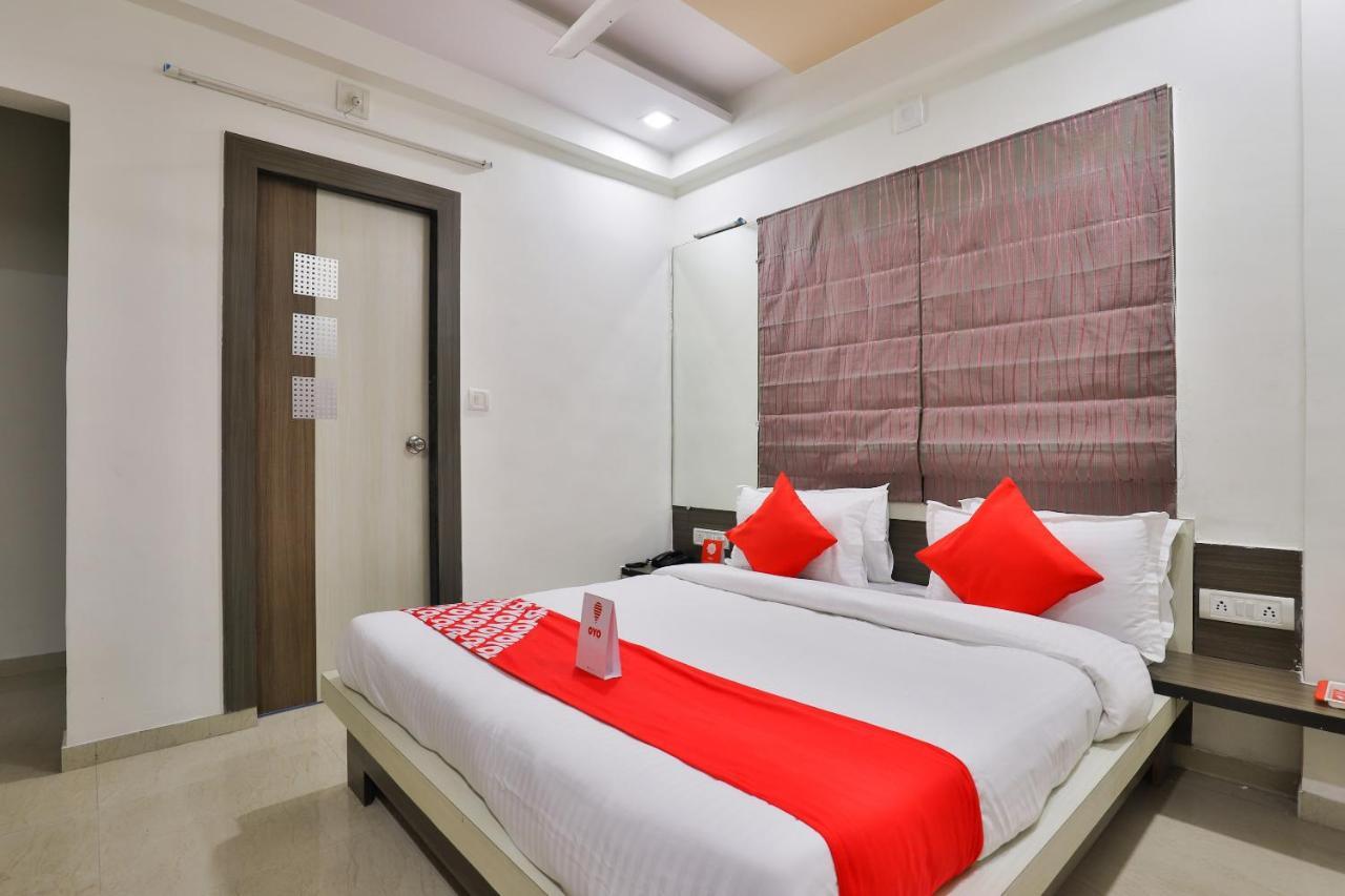 Hotel Oyo 16826 Marvel Ahmedabad