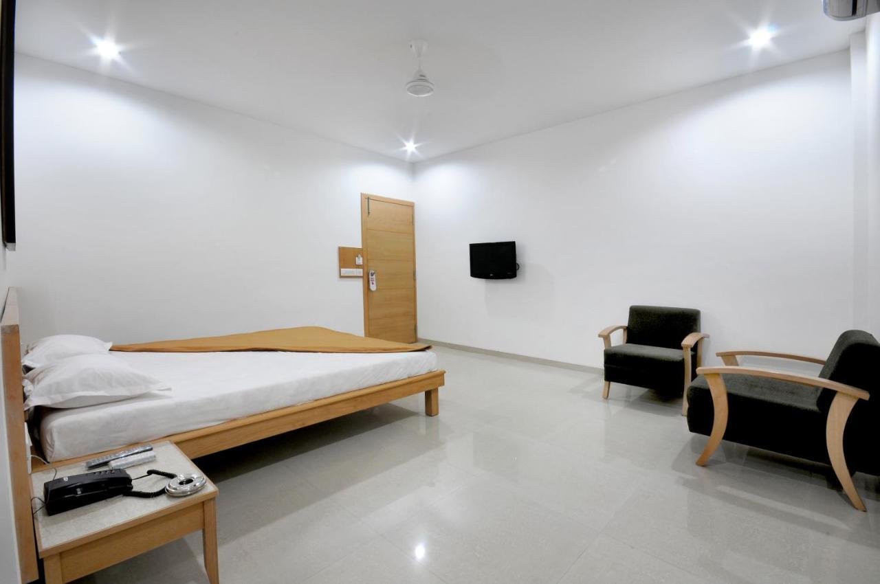 Deecobiz 3* Ahmedabad