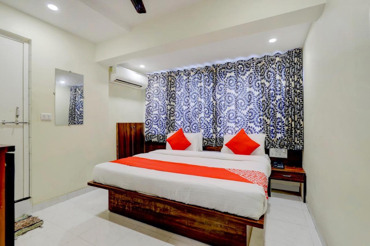 Oyo 67789 Savera Hotel 3*