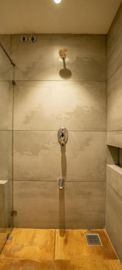 Pinnacle Grand 3* Ahmedabad