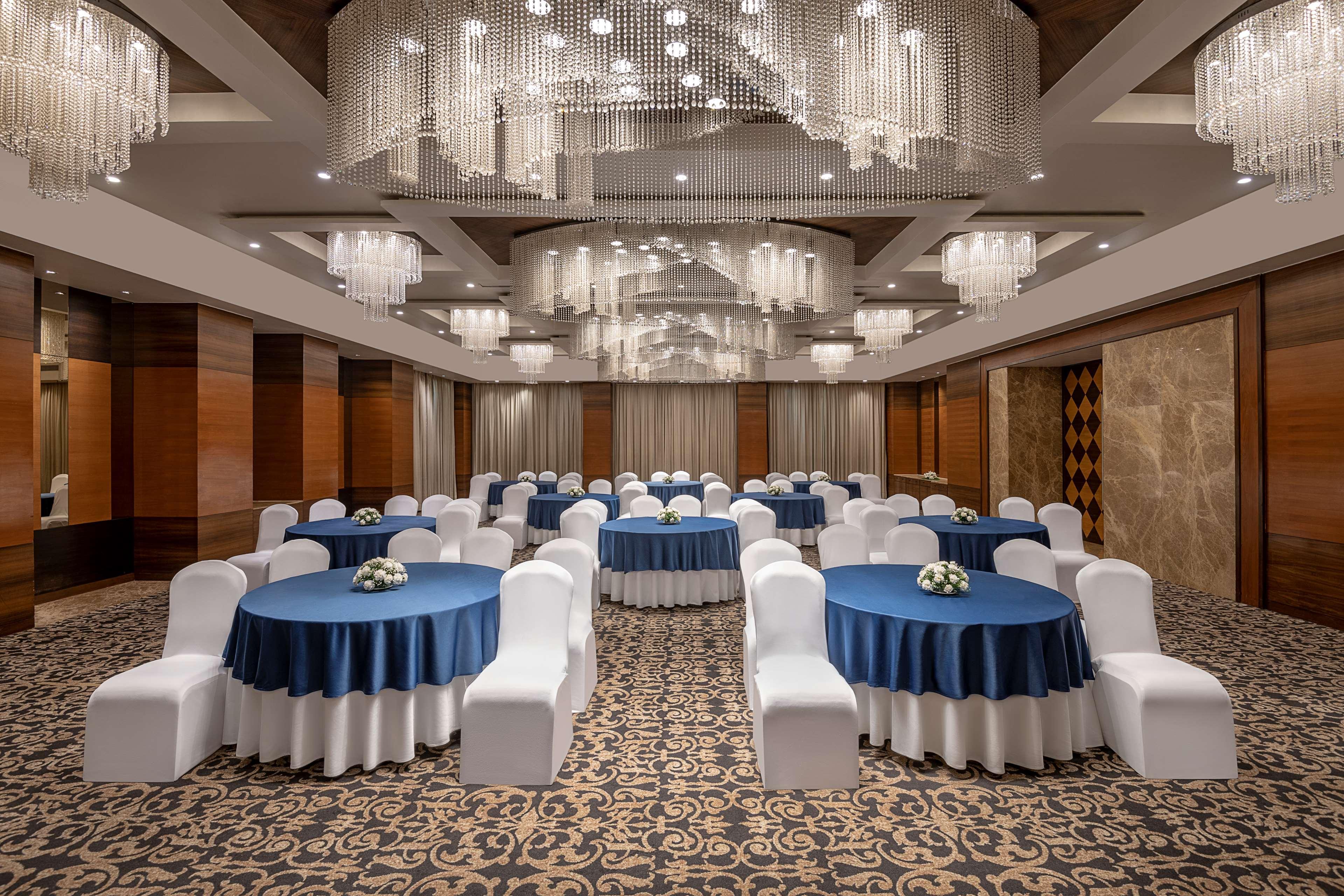 Radisson Blu 5* Ahmedabad