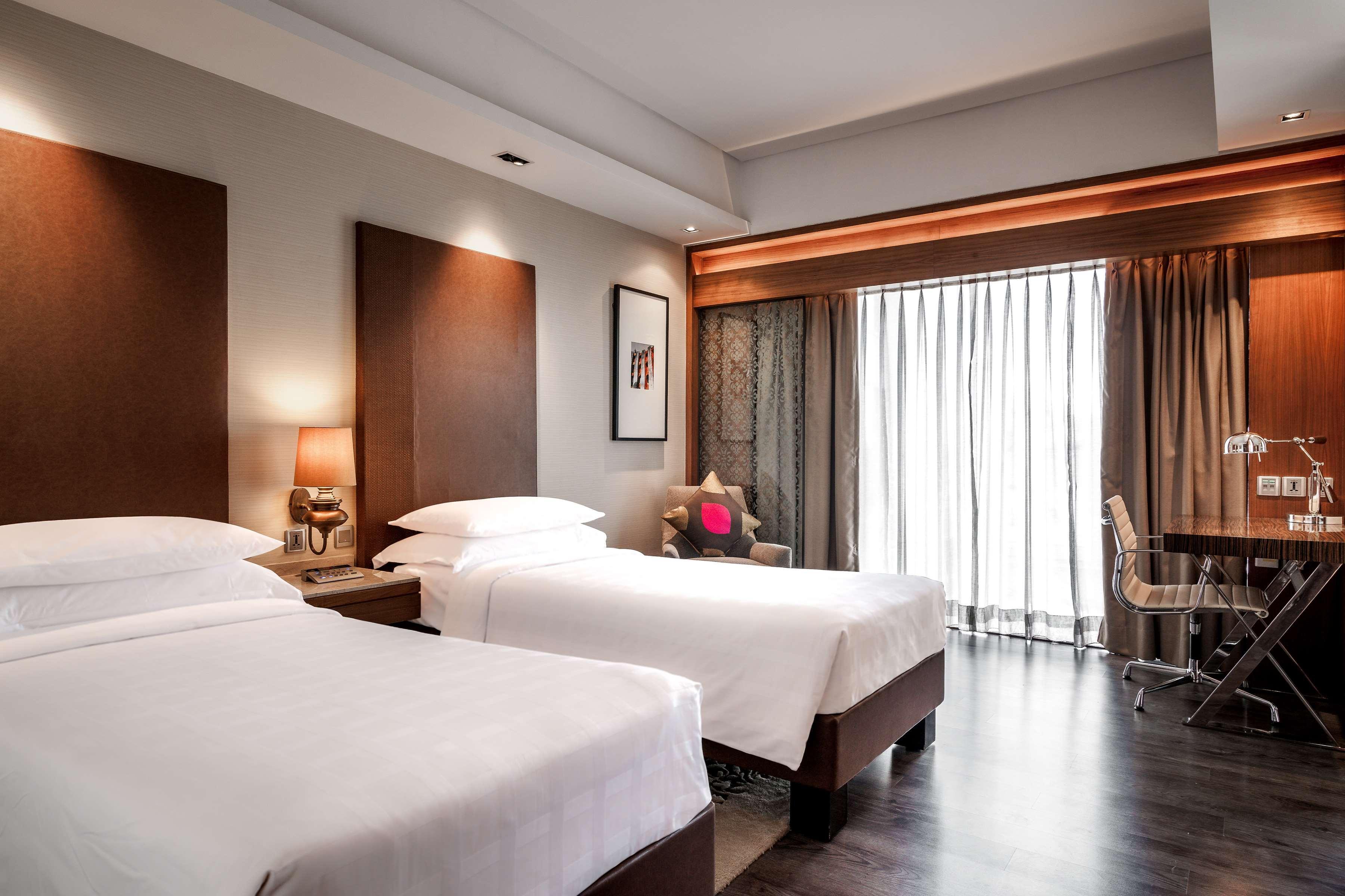 Hyatt 5* Ahmedabad
