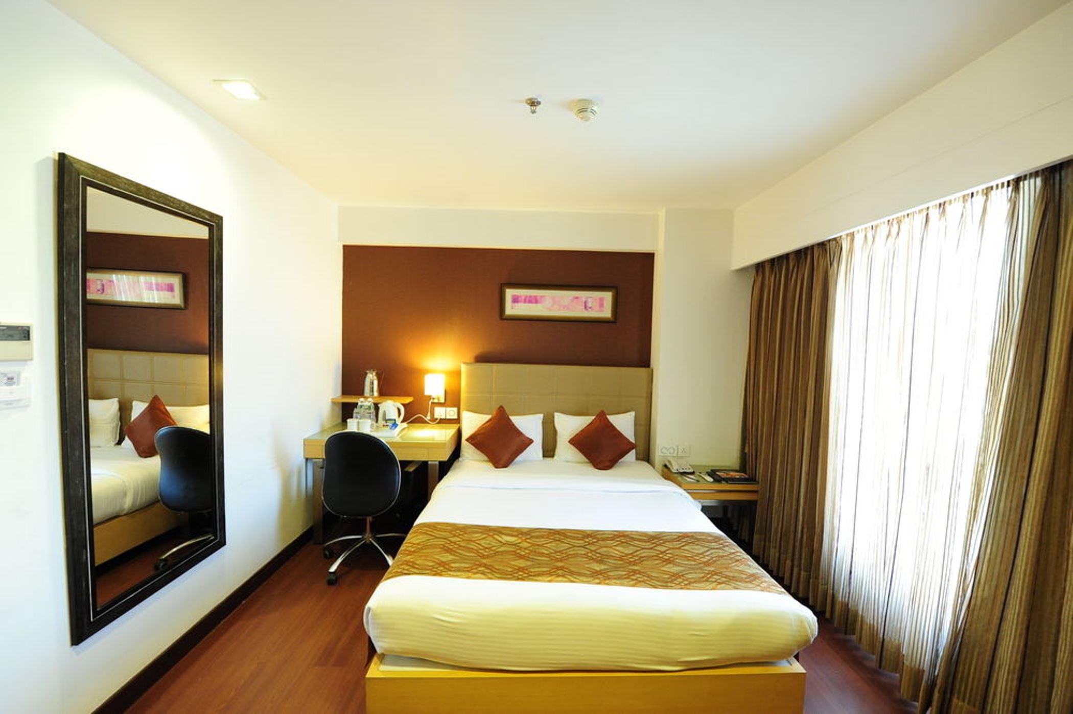 Suba Star Hotel Ahmedabad