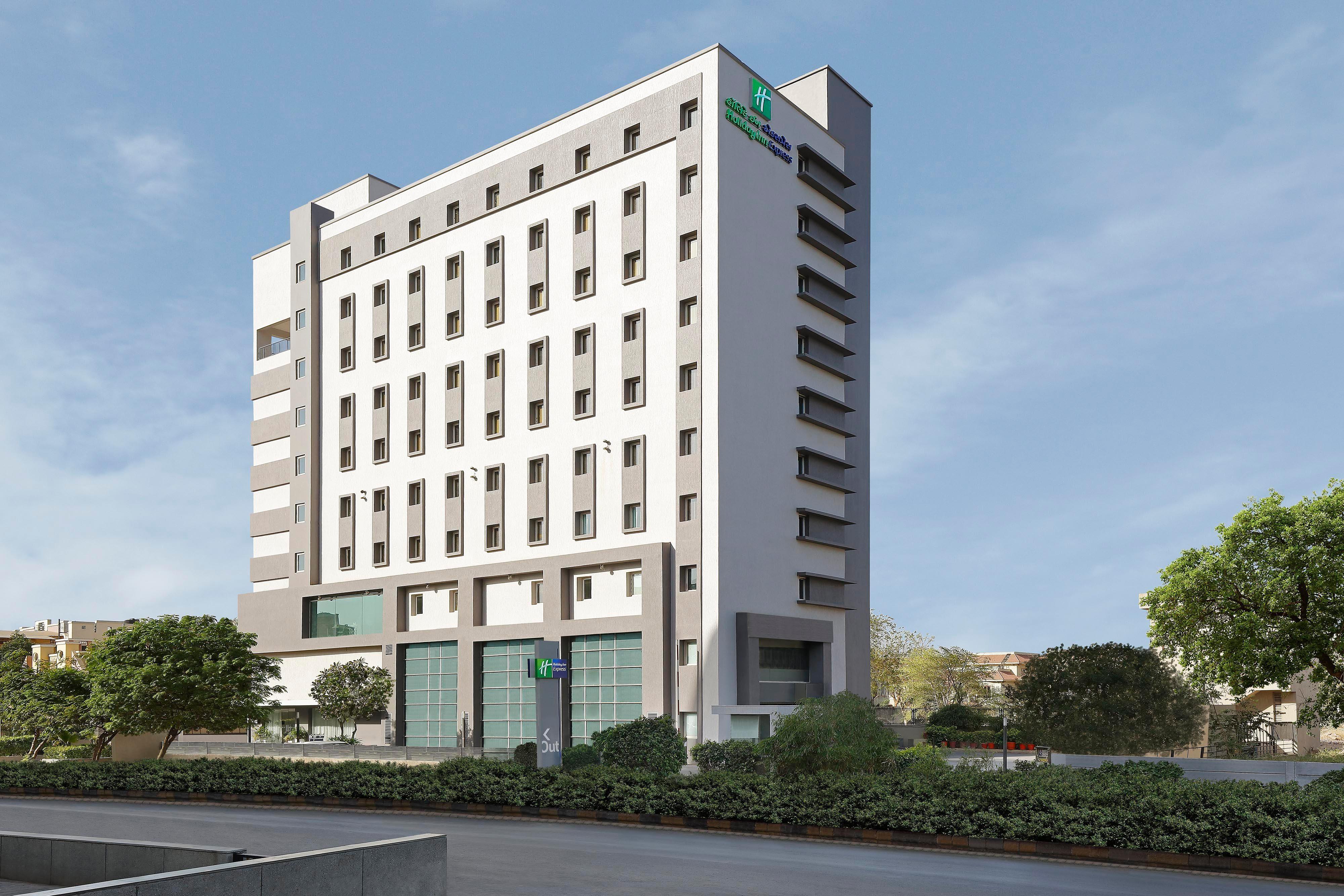 Express Prahlad Nagar By Ihg 4* Ahmedabad
