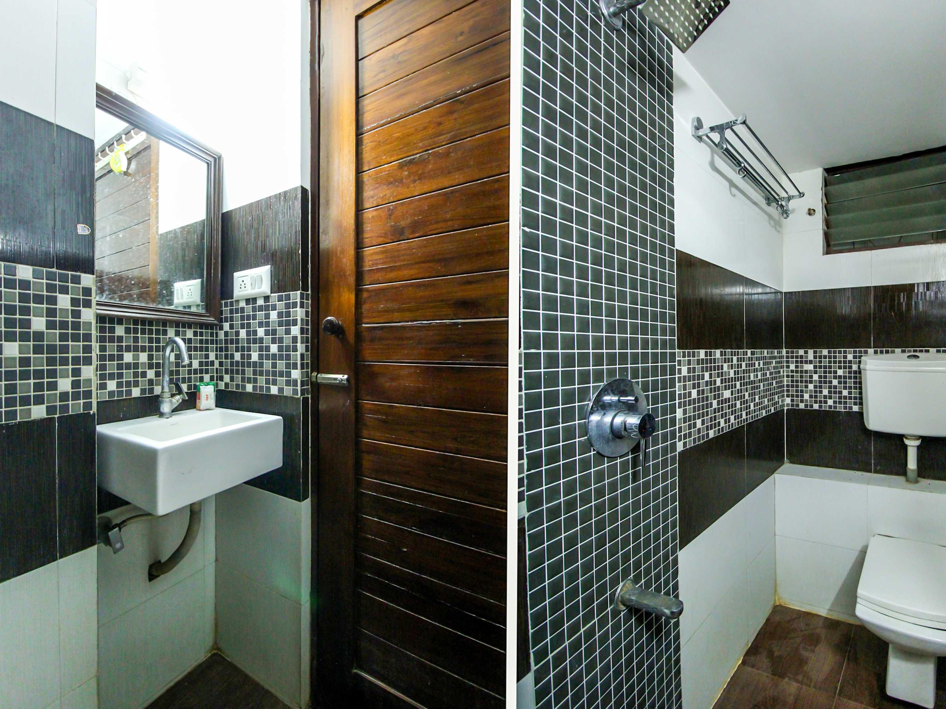 Hotel Seven 3*