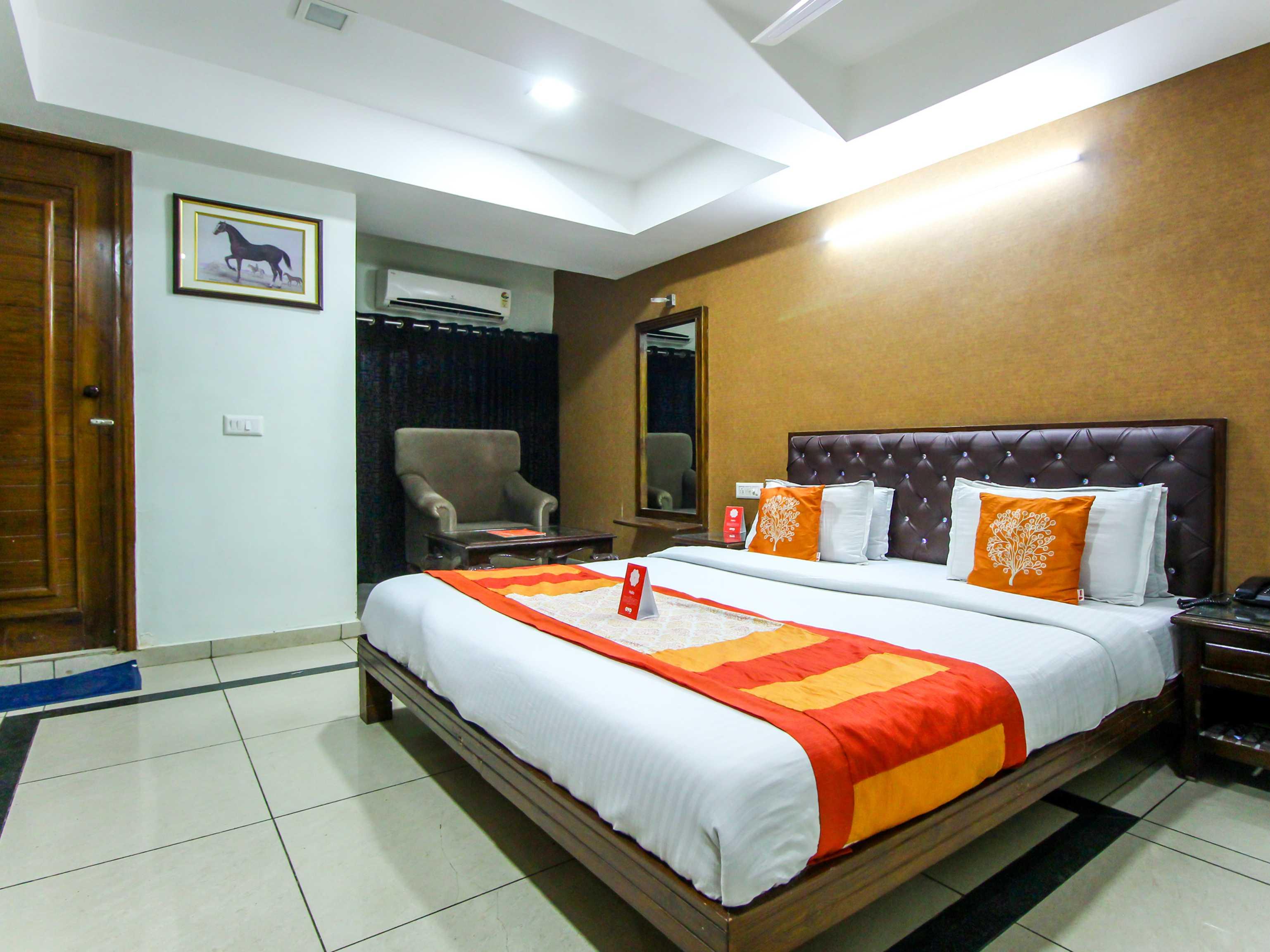 Seven 3* Ahmedabad