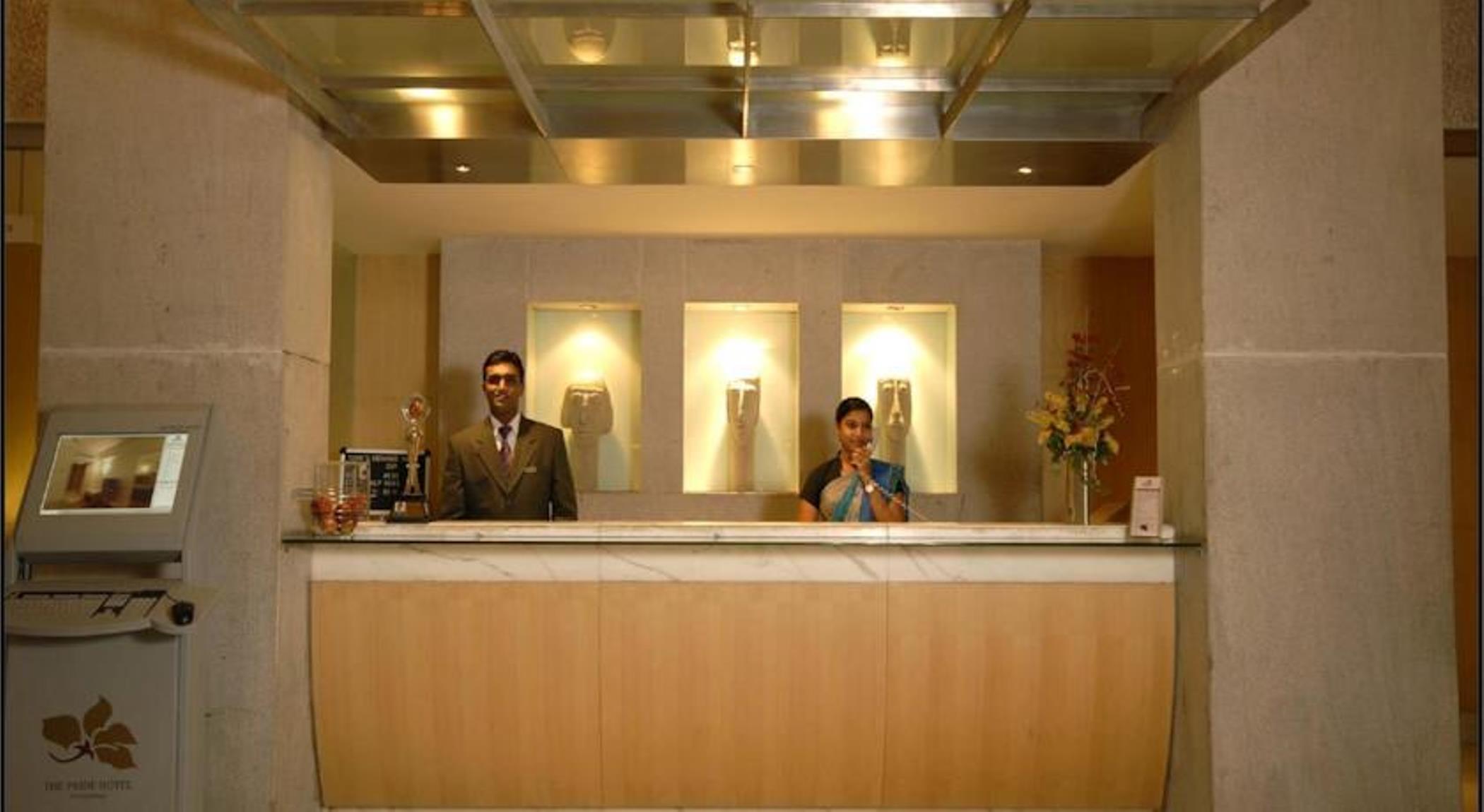 Pride Plaza Hotel, Hotel