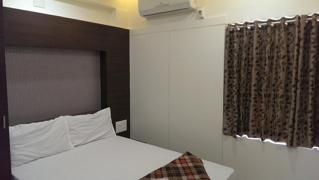 Collection O 39594 Heritage Paldi Rd 3* Ahmedabad