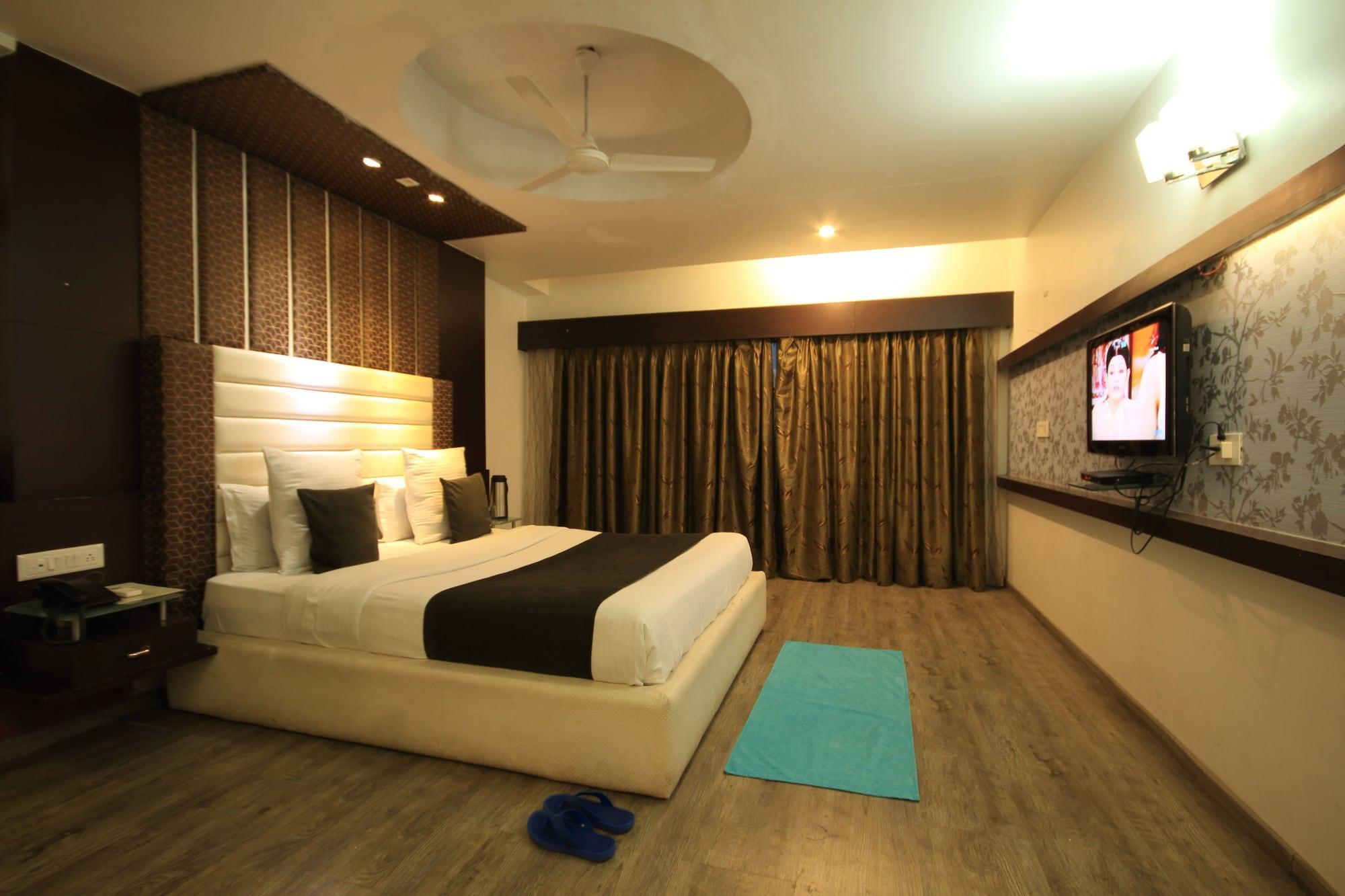 Fabhotel Kadamb