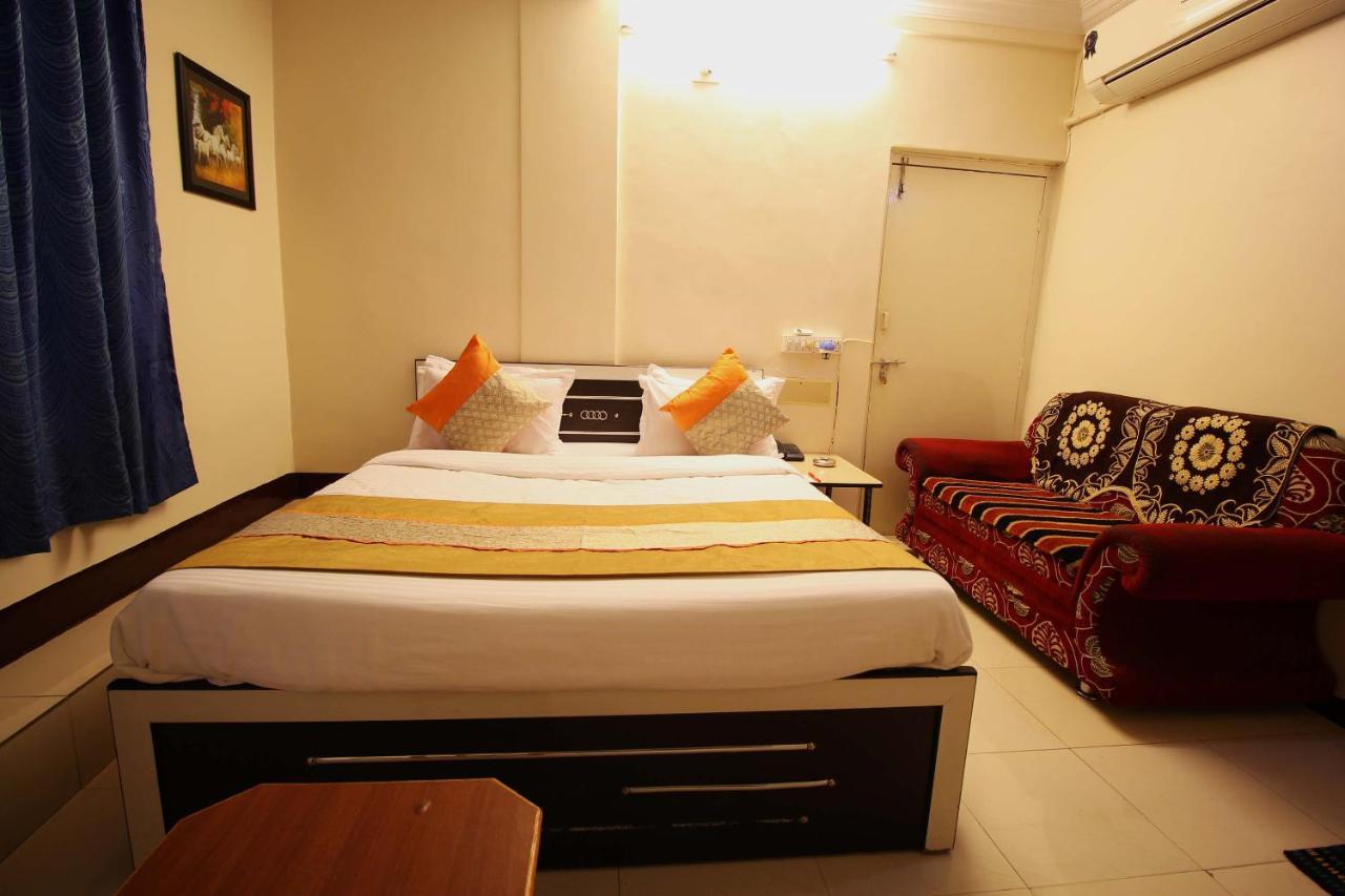 Oyo Blue Diamond 3* Ahmedabad