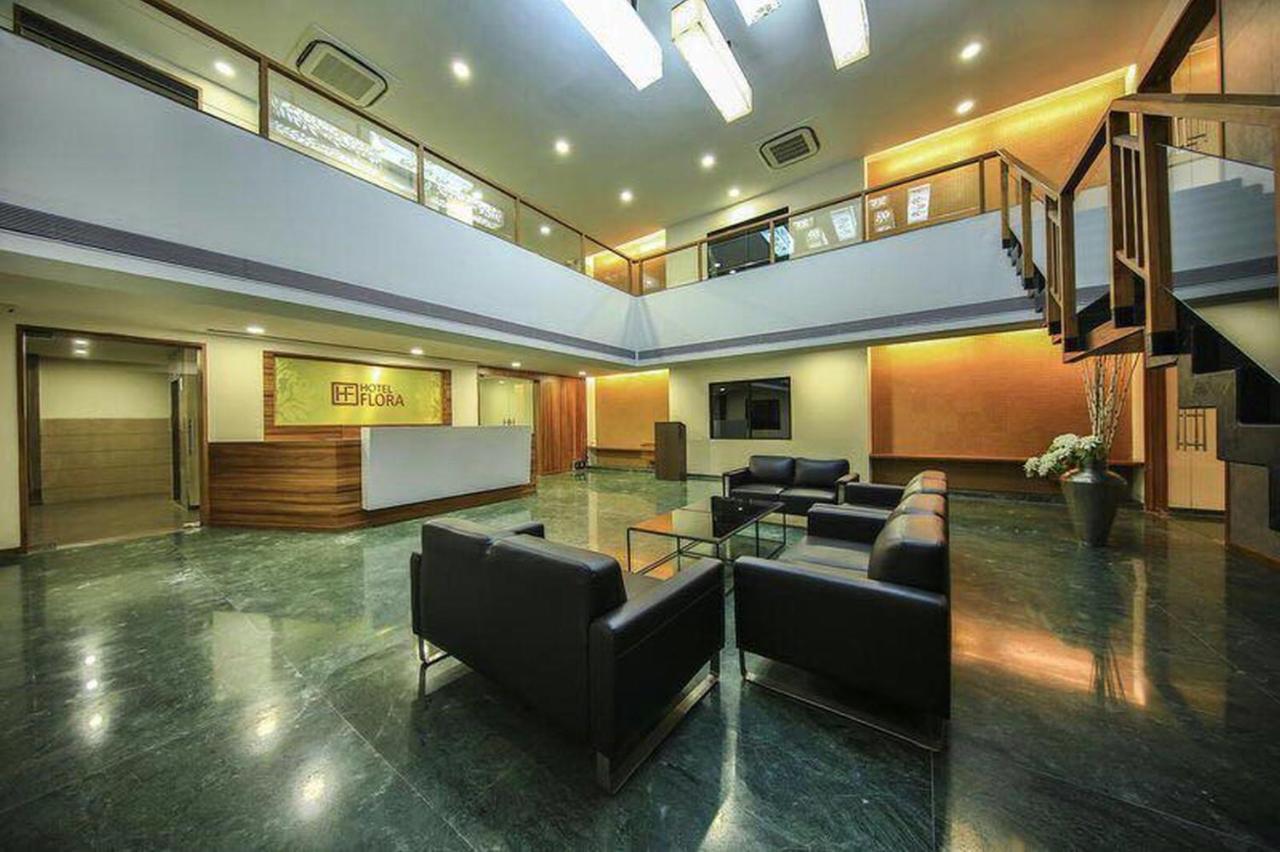 Hotel Fabhotel Flora Vastral 3*