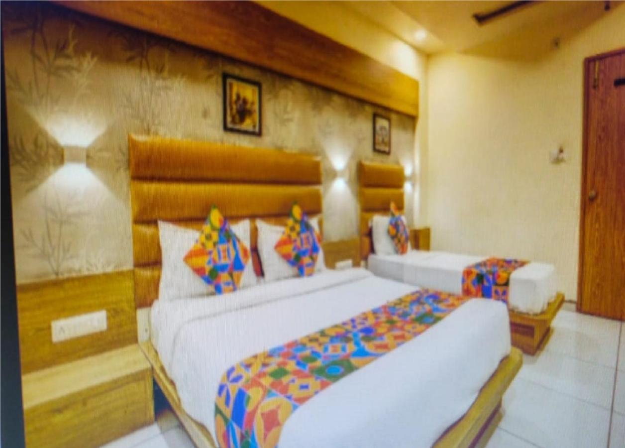 Pulse Hotel