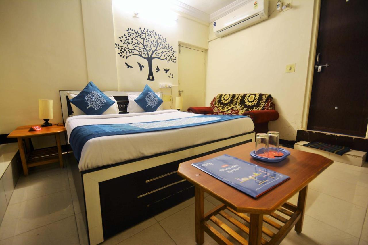 Hotel Oyo Blue Diamond Ahmedabad