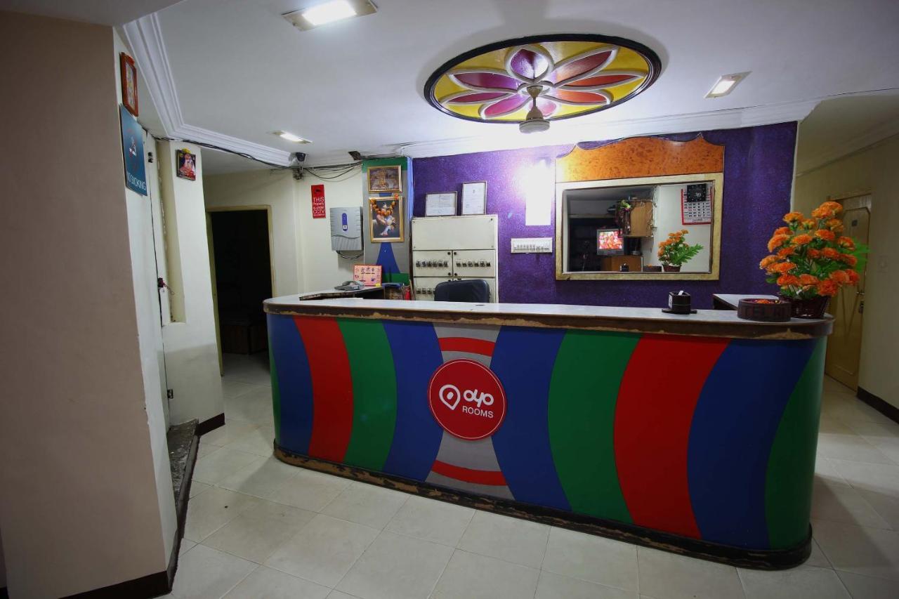Hotel Oyo Blue Diamond Ahmedabad