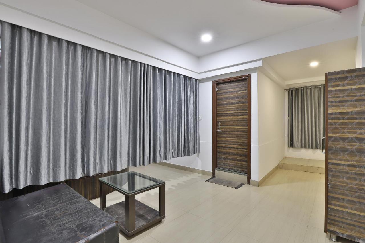 Hotel Relax Nr Pakwan 2*