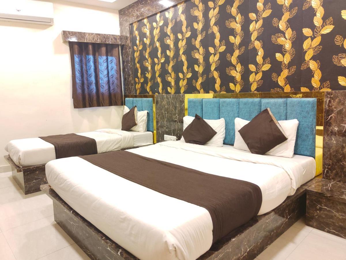 Hotel Bhavya Residency *