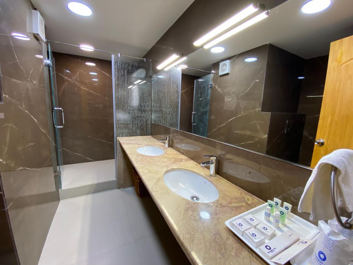 Hotel Apricot , 3*