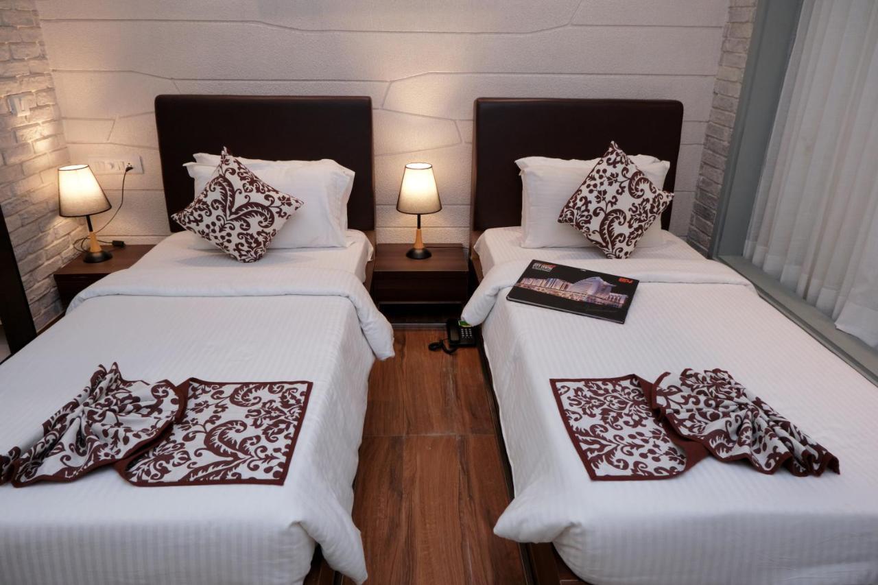 Tribecca Select, 3* Ahmedabad